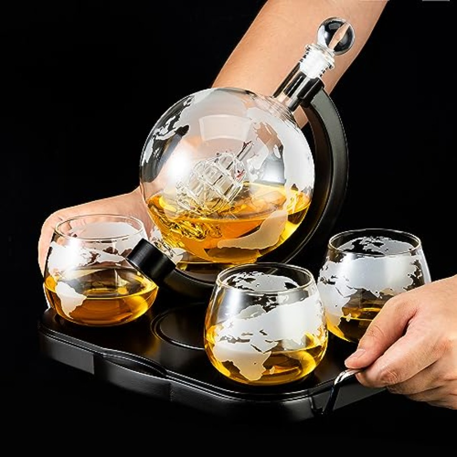 Whiskey Decanter Globe Set Gif - Decanter Globe Set recensione e prezzo